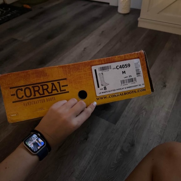 Corral Boots - Picture 5 of 5